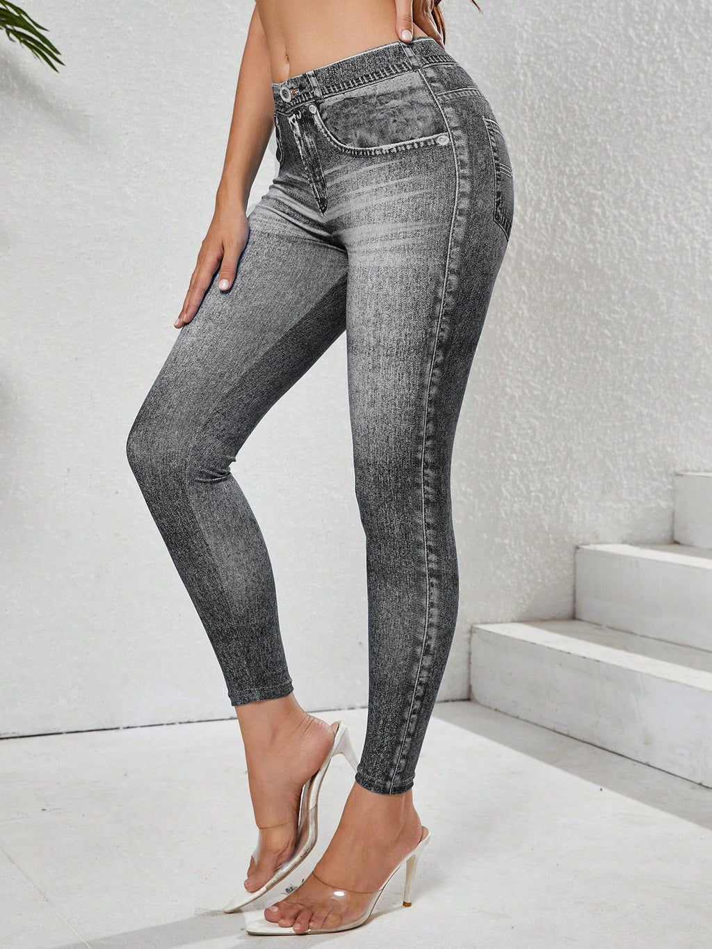 The Illusion: Retro Denim-Look Butt-Lifting Yoga Leggings